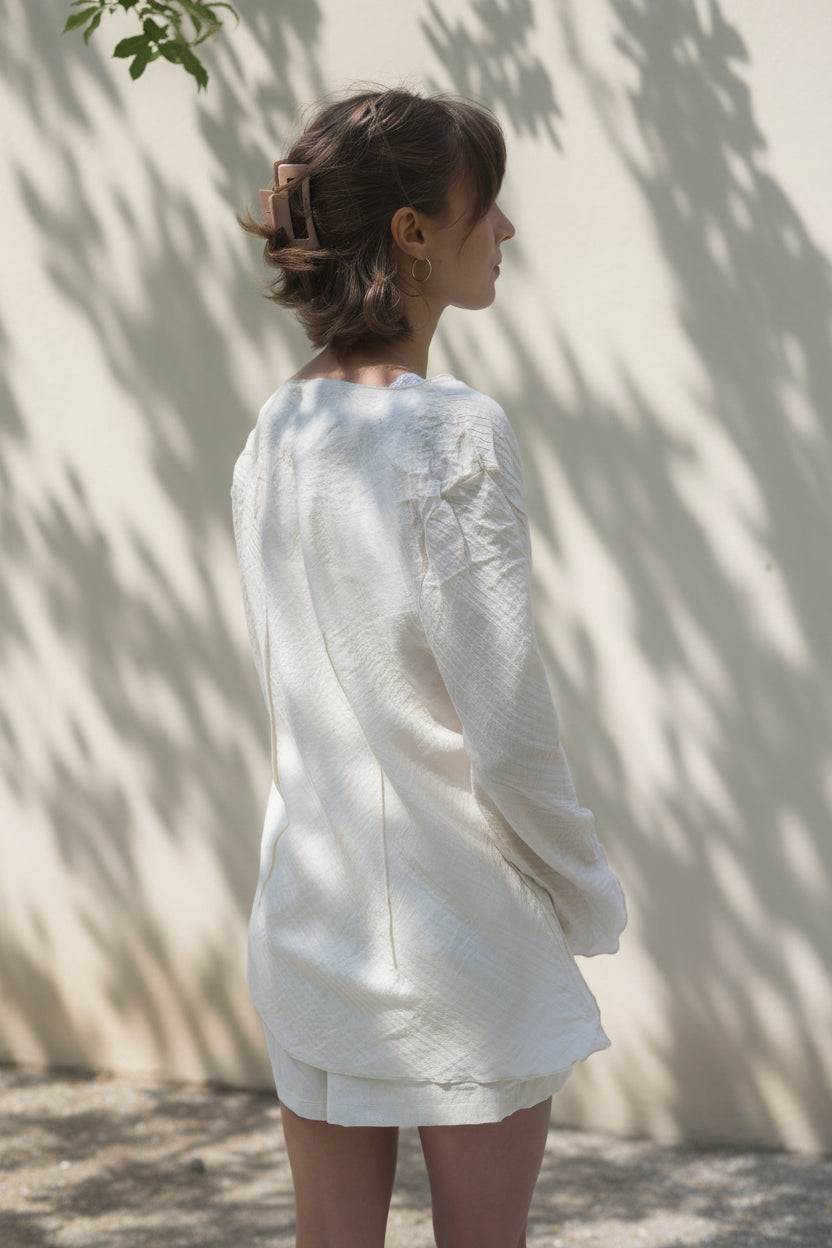 Sheer Cardigan (Middle Tie)